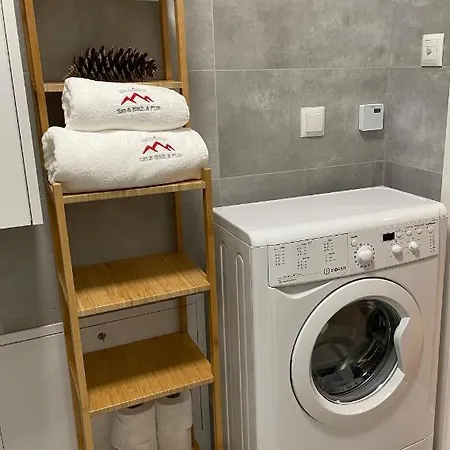 Na Gorce, Sauna & Jacuzzi Lägenhet Szczyrk